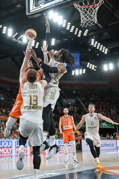 与慎重考量 与慎重考量