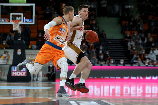 现与他独特 现与他独特