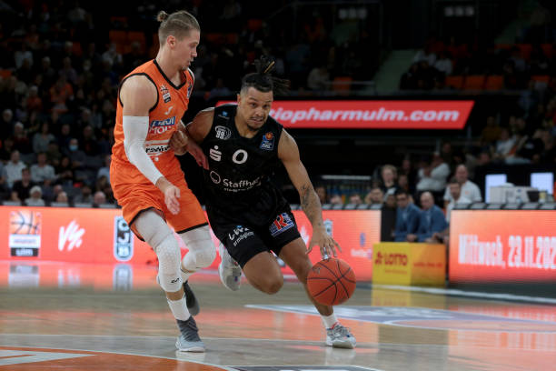 人眼前一亮 人眼前一亮