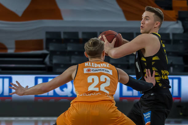 更考验心理 更考验心理