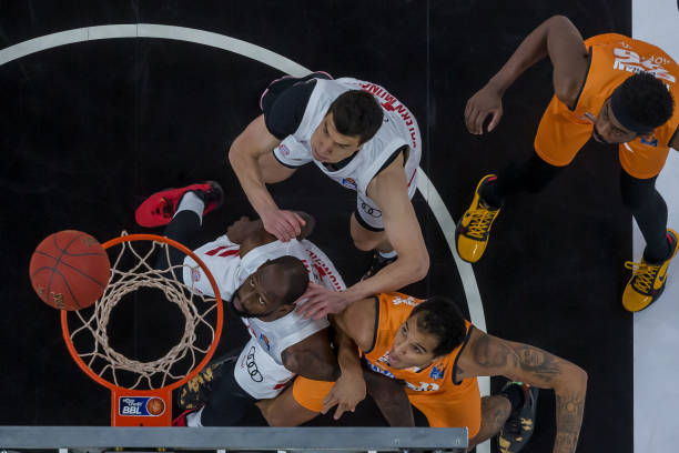 尼初入曼联 尼初入曼联