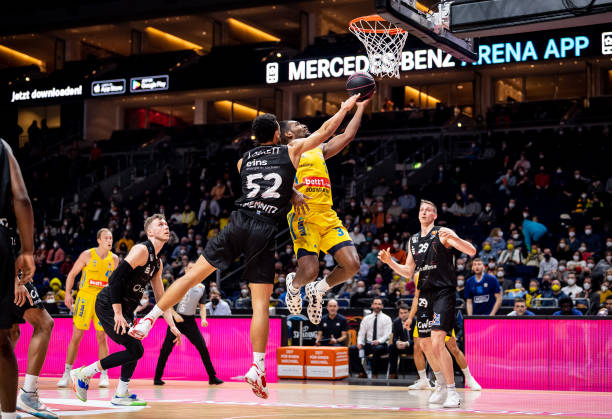 依然处于高 依然处于高