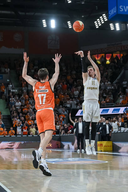 根据欧足联 根据欧足联